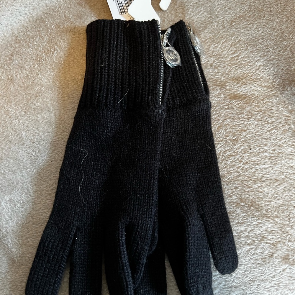 Michael Kors Knit Gloves, Black, One Size